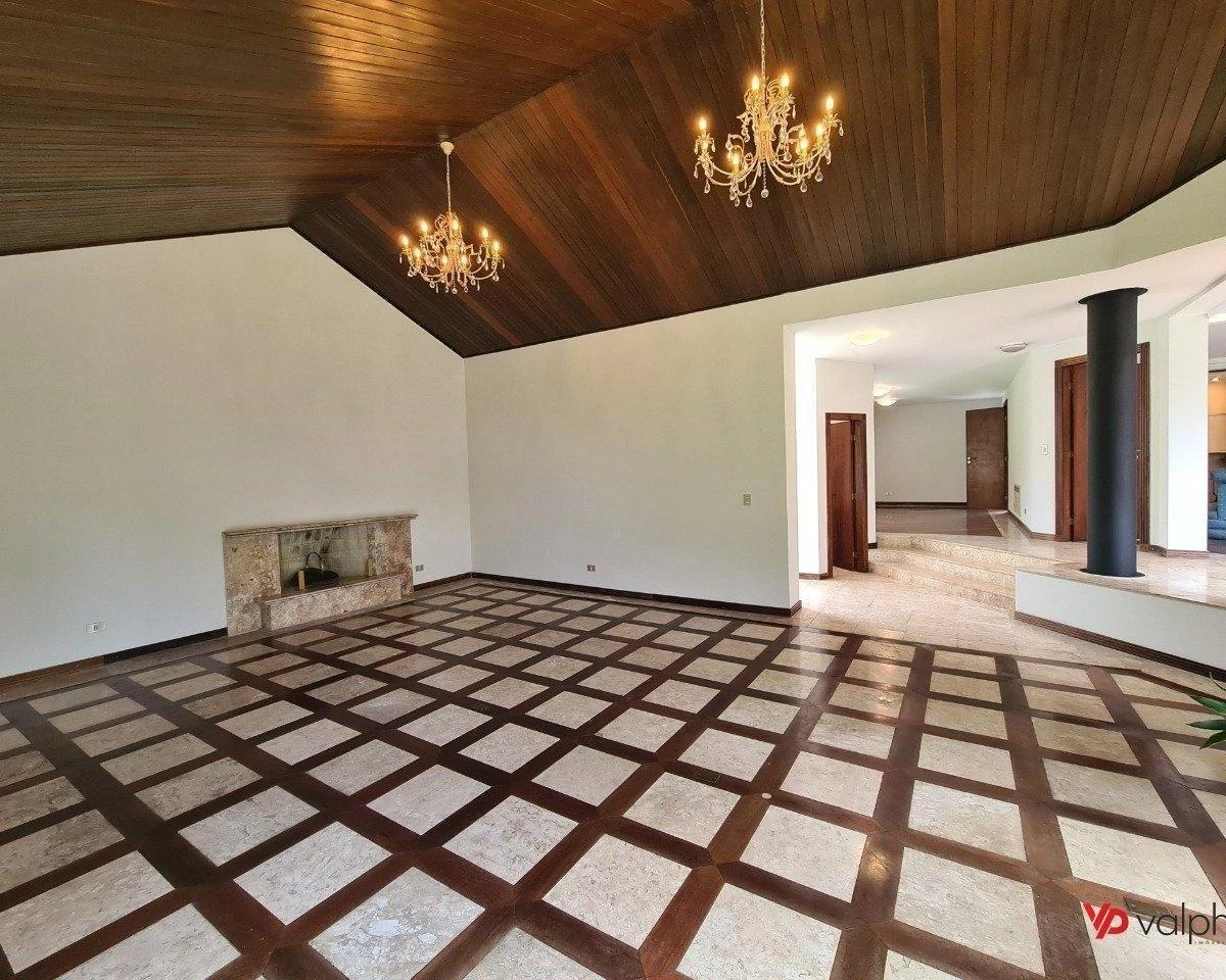 Condo house with 3 bedrooms and 5 bathrooms — photo 5