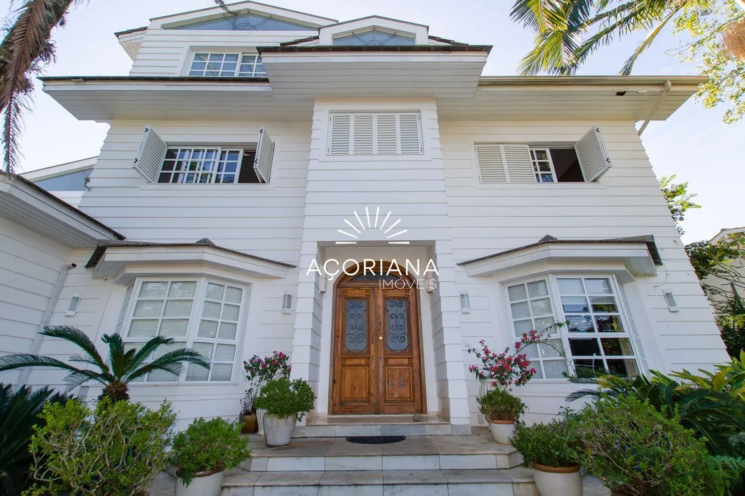 Furnished house with 5 en-suite bedrooms and 8 baths — photo 10