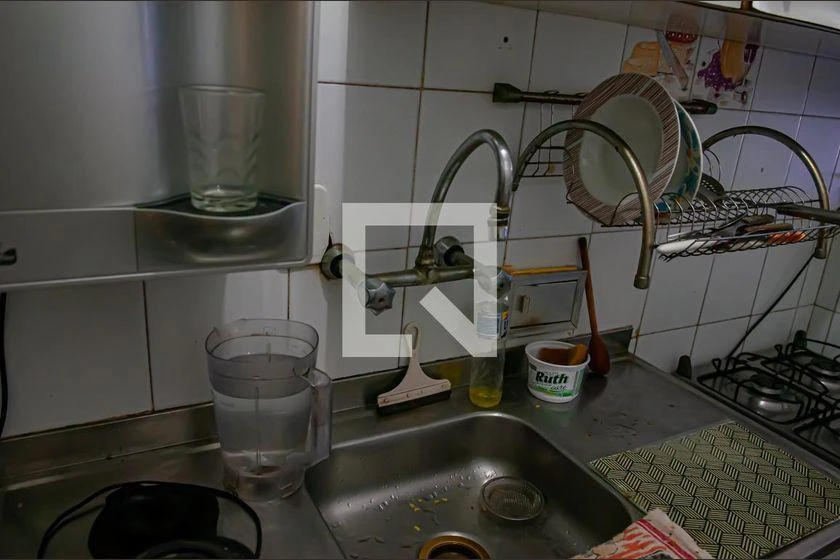 Apartamento amueblado de 2 dormitorios y cocina aparte — photo 16