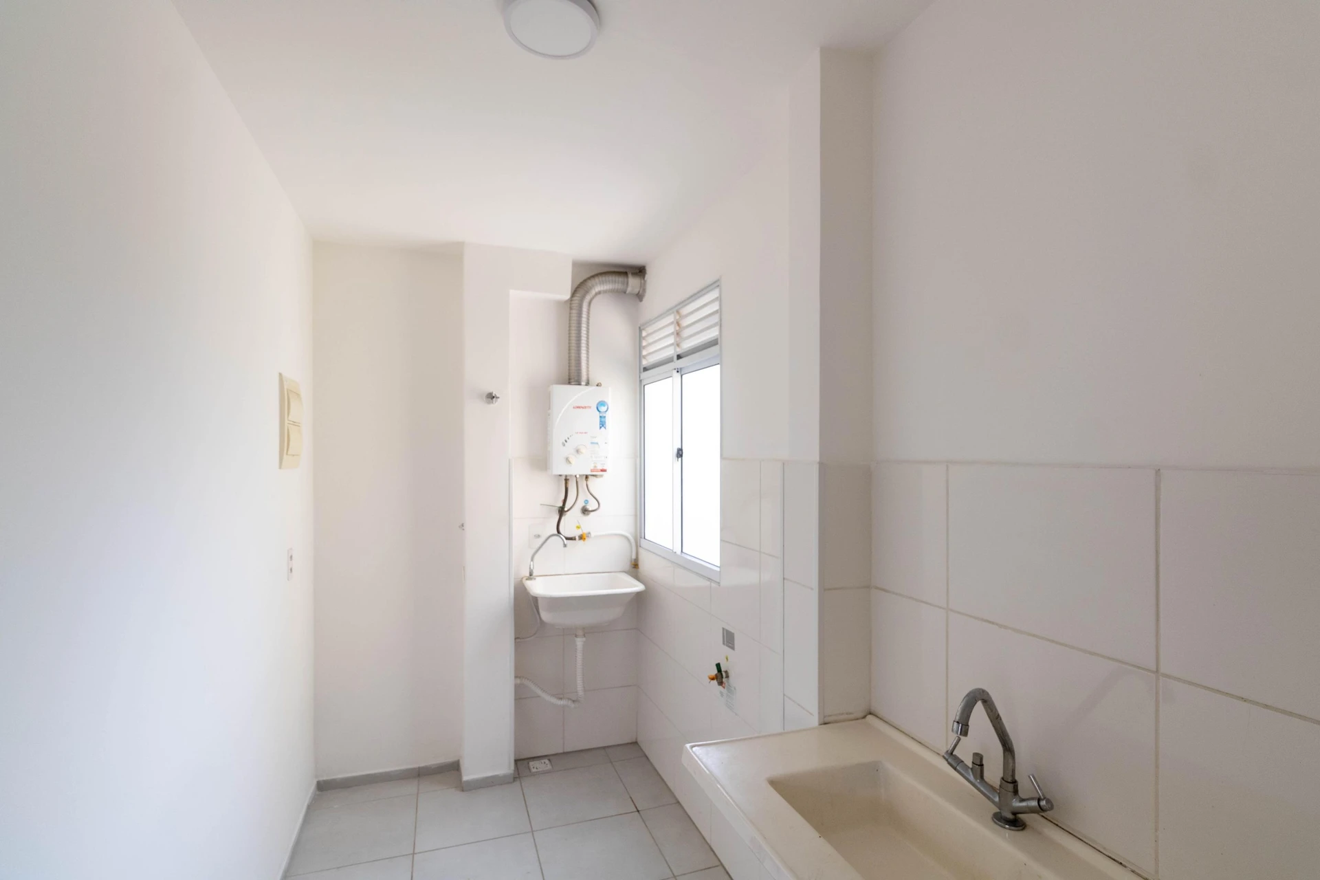 2-bedroom apartment with 1 bathroom and 1 parking spot — photo 24