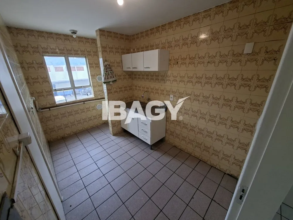 67 m² apartment with 3 bedrooms and 2 bathrooms — photo 4