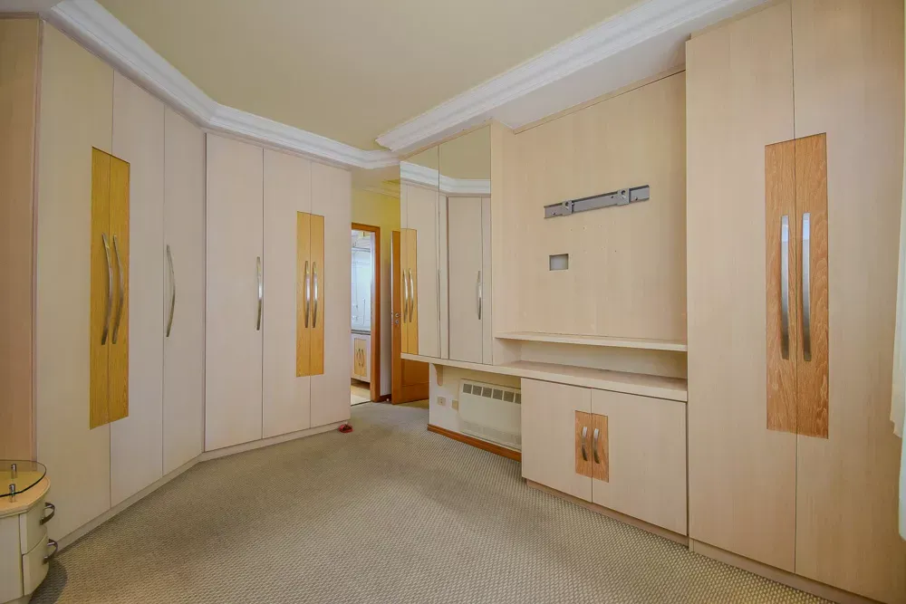 Furnished apartment with 3 bedrooms and 115 m² — photo 13