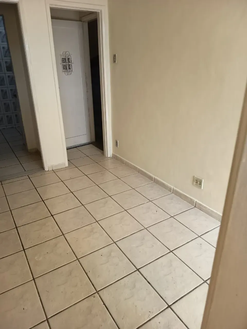 1-bedroom 1-bath apartment with no parking — photo 15