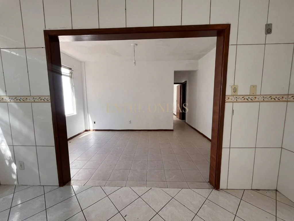 Unfurnished 2-bedroom apartment with 65 m² — photo 24