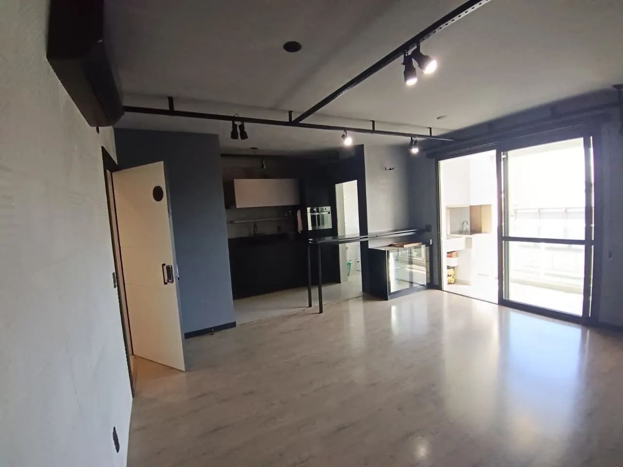 Furnished 96 m² apartment with private BBQ — photo 38