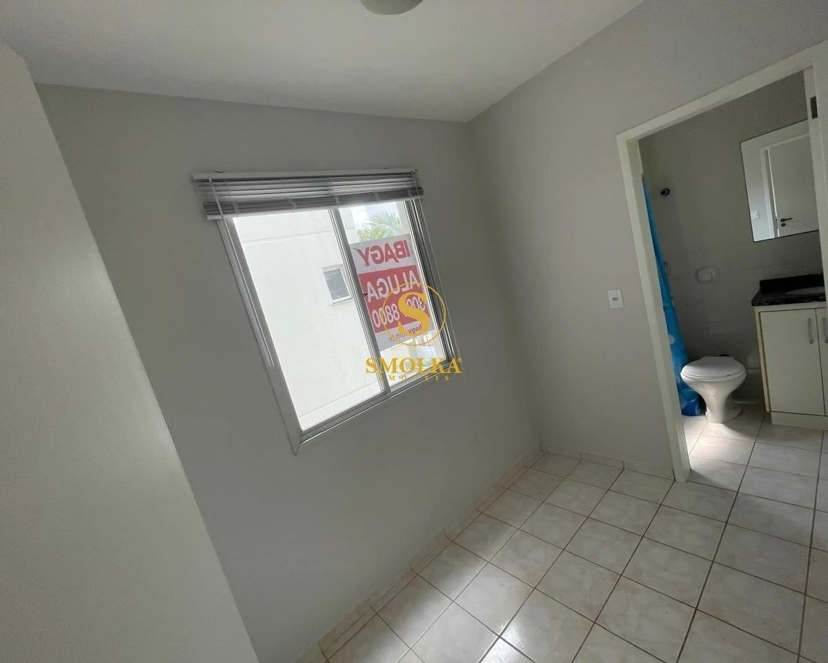 Apartment, 114 m², with wood or laminate floors — photo 18