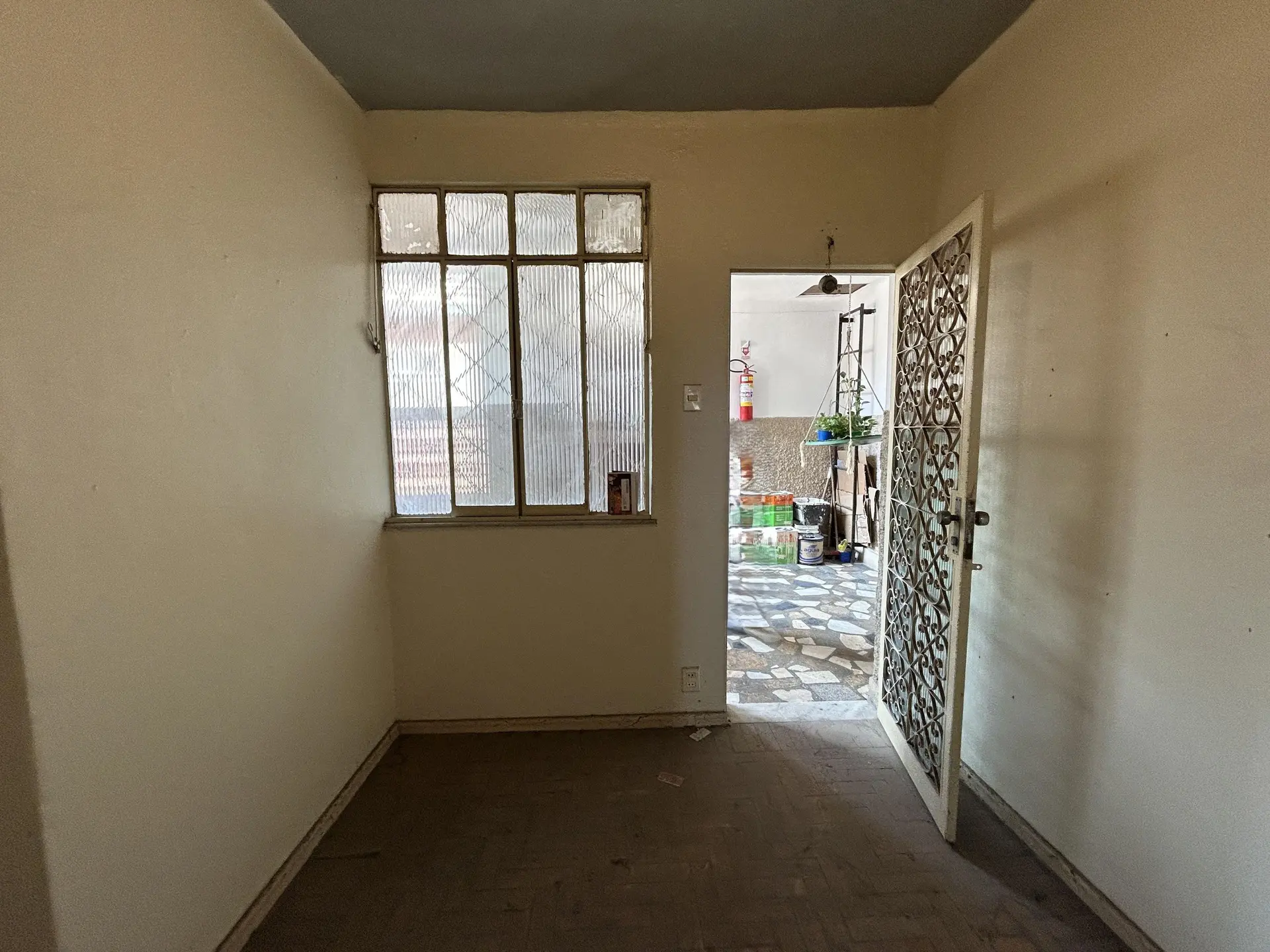 Apartamento sin amueblar con 1 dormitorio y suelo cerámico — photo 12