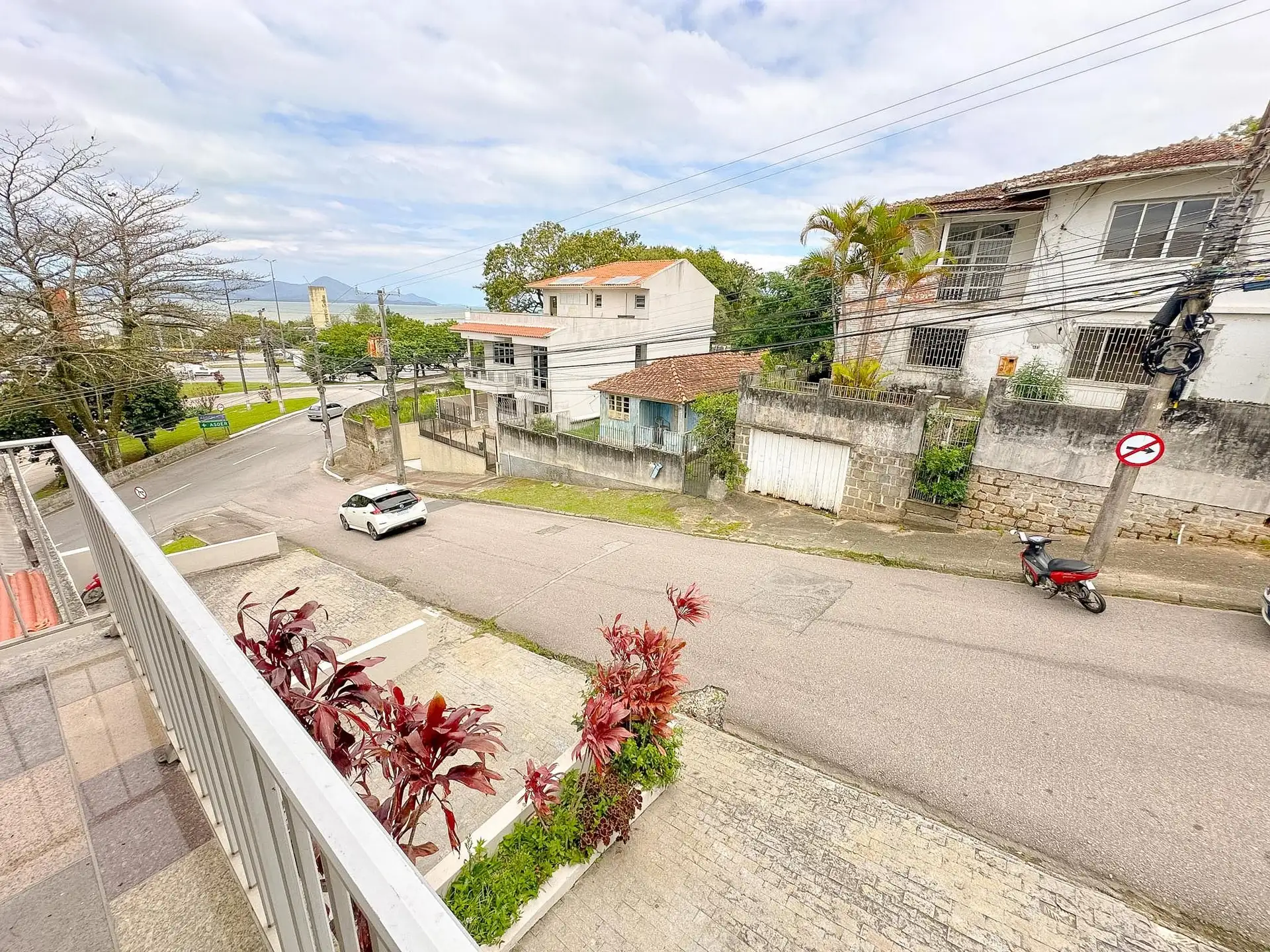 Furnished house, 250 m², with a bathtub — photo 8