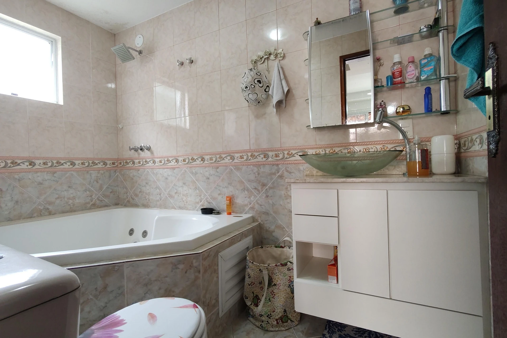 Furnished house with 4 bedrooms and a built-in balcony grill — photo 24