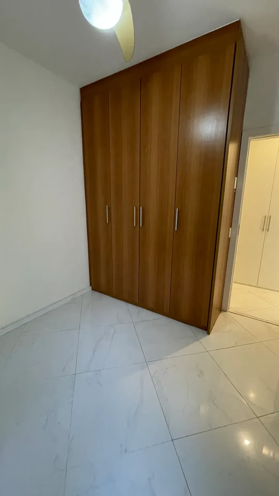Casa mobiliada com 4 quartos e varanda com churrasqueira — photo 21