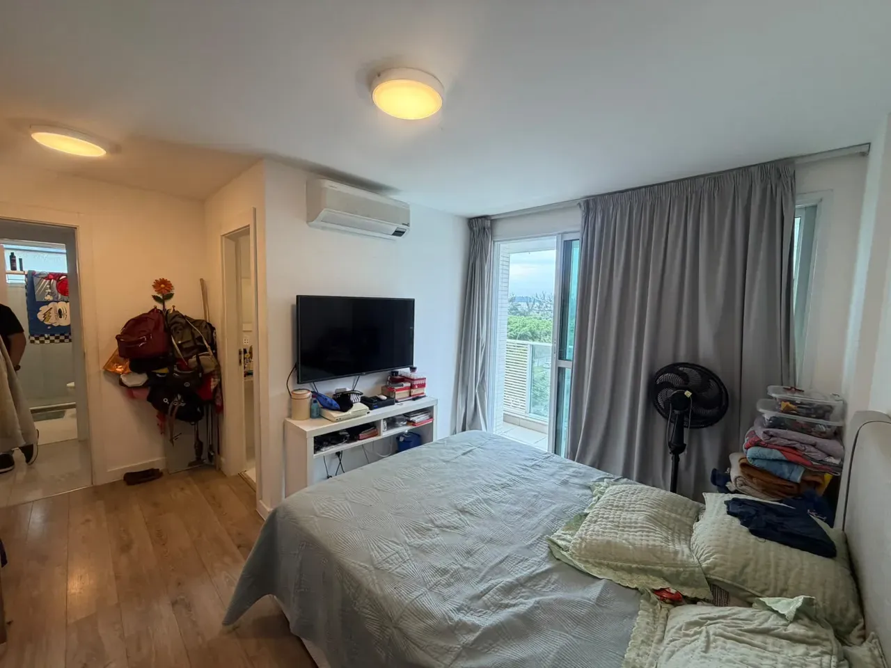 2-bedroom apartment with a home office — photo 3