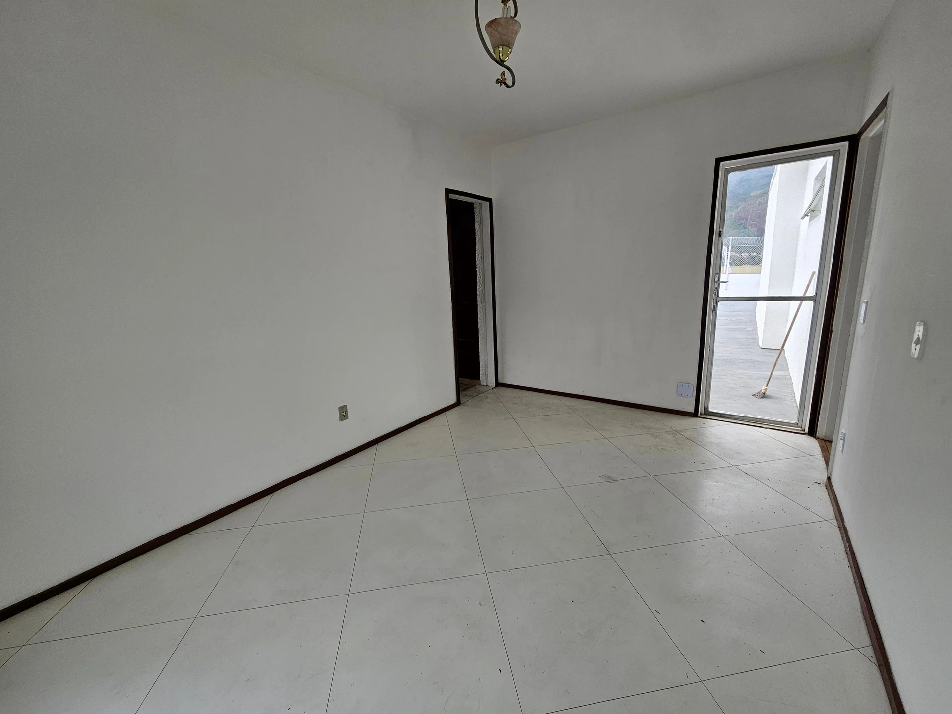 356 m² apartment with a water view and a home office — photo 44