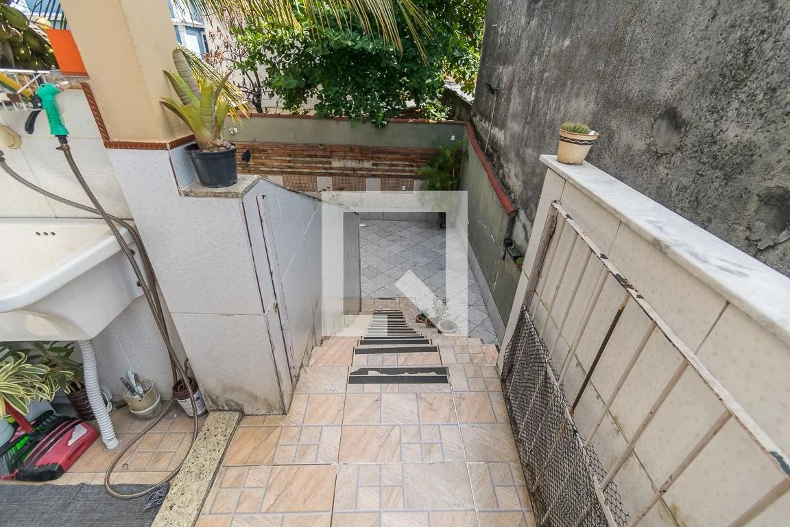 Furnished 227 m² house with a private garden — photo 56