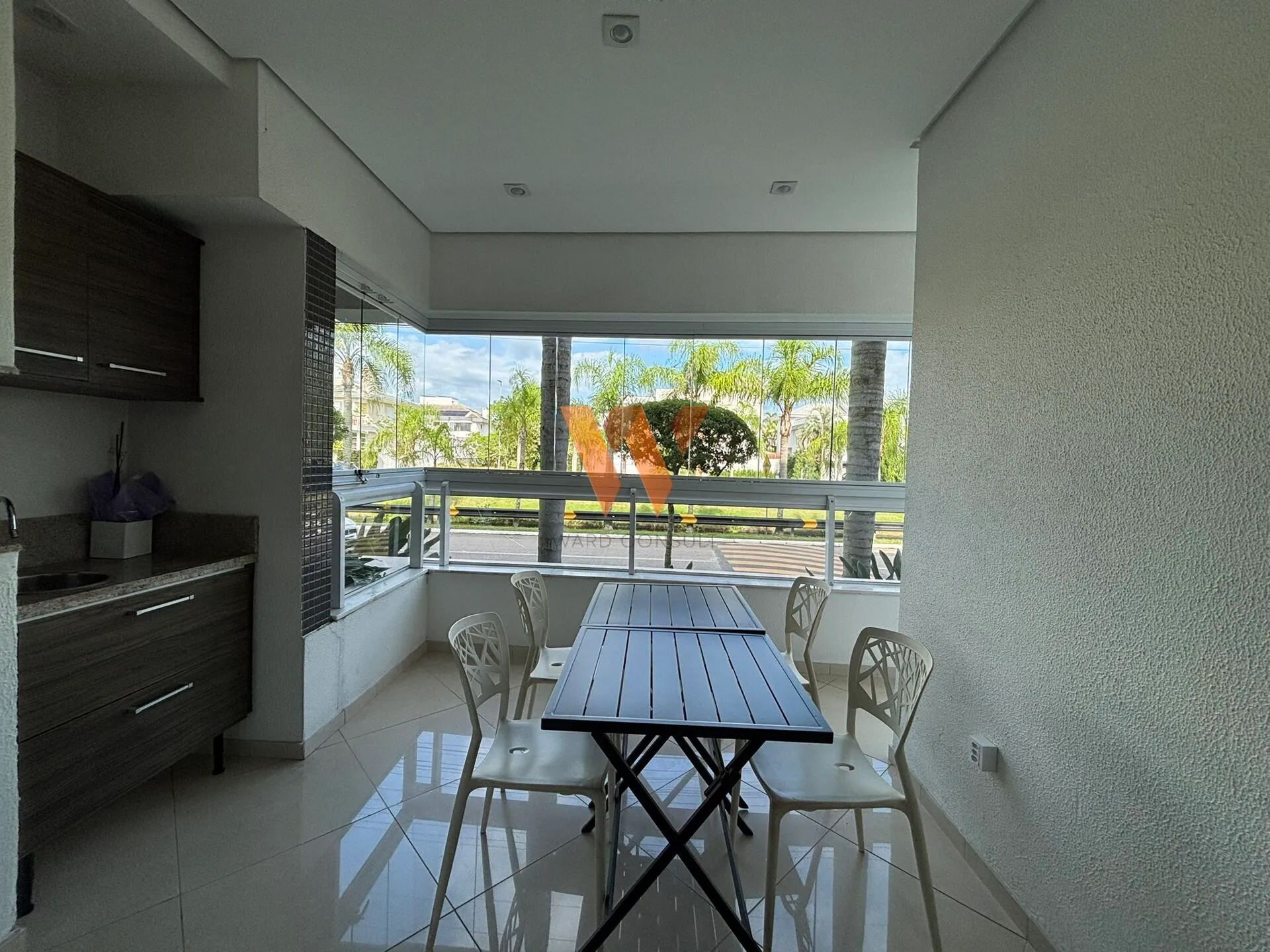 Furnished apartment with 3 en-suites and 236 m² — photo 19