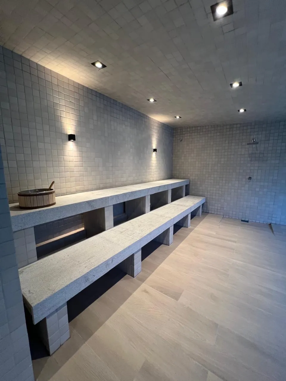 Washing machine in a 2-bedroom apartment, 42 m² — photo 8