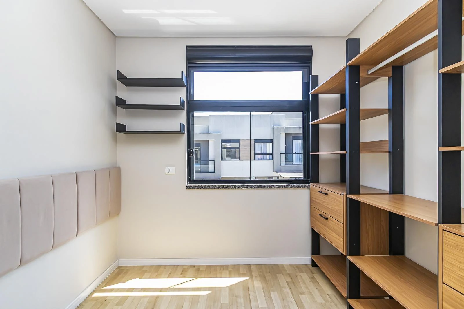 Casa, 92 m², con balcón cerrado con vidrio — photo 12