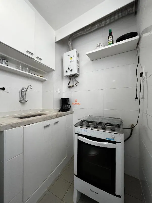 One-bedroom apartment with a washing machine — photo 19