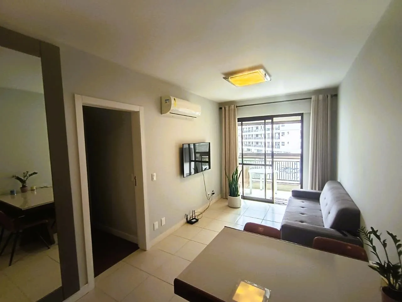 2-bedroom apartment with a private BBQ in Florianópolis