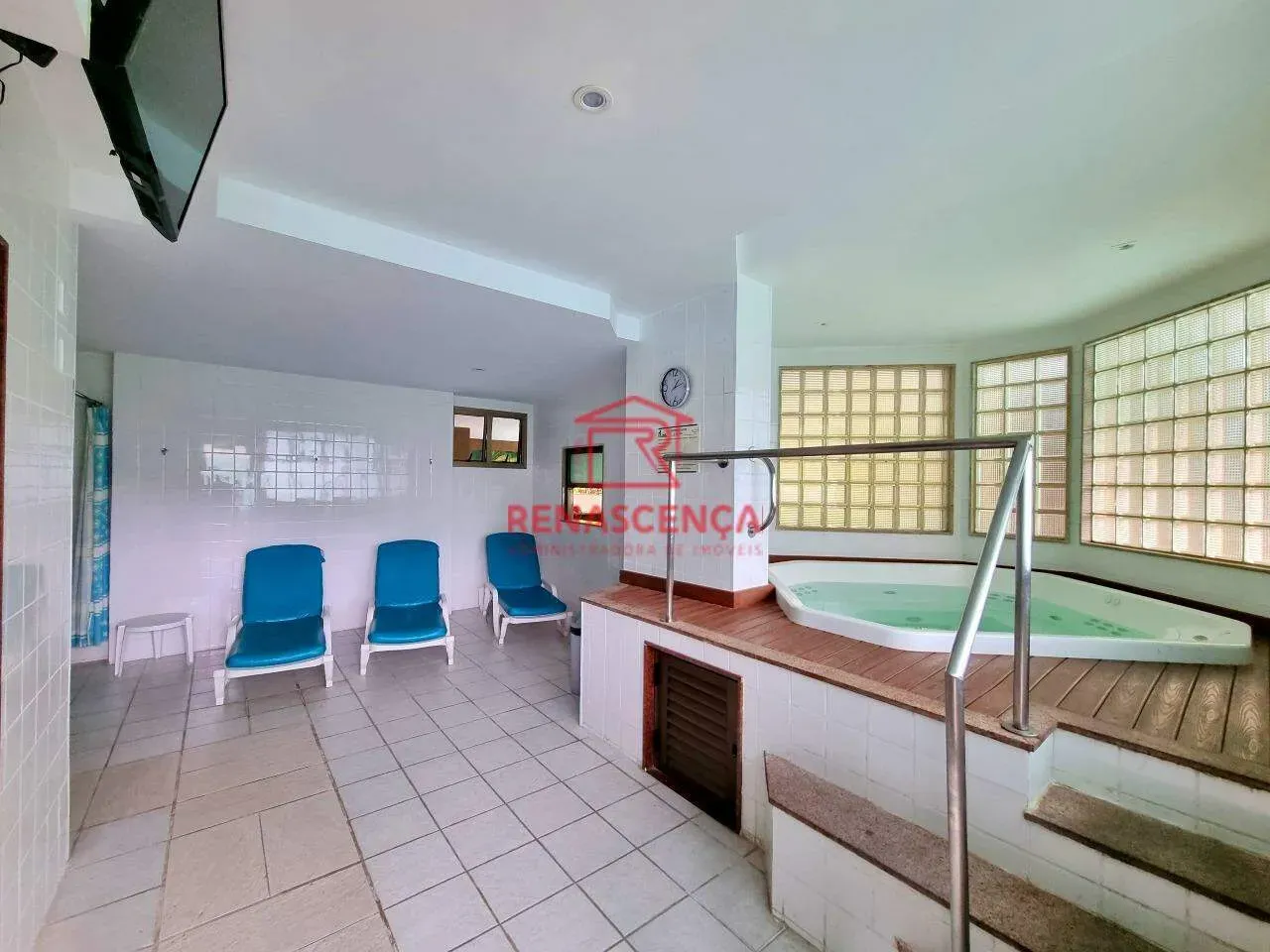 Furnished apartment with 3 bedrooms, 4 bathrooms and 2 parking — photo 25