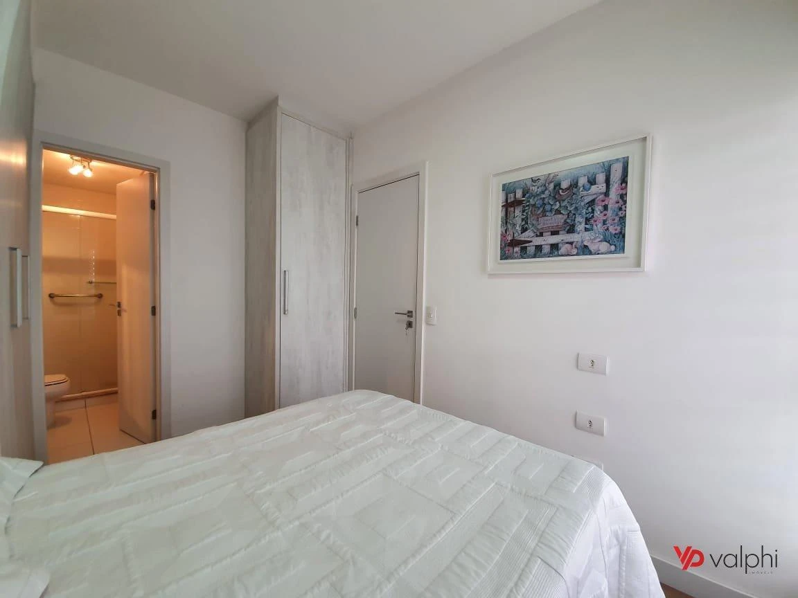 Home office in a one-bedroom apartment, 35 m² — photo 5