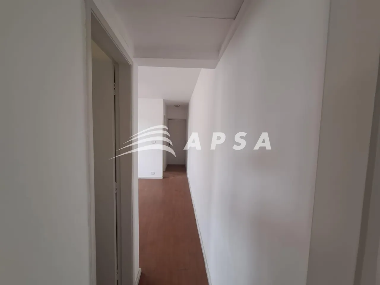 1-bedroom apartment with separate kitchen and air conditioning — photo 17