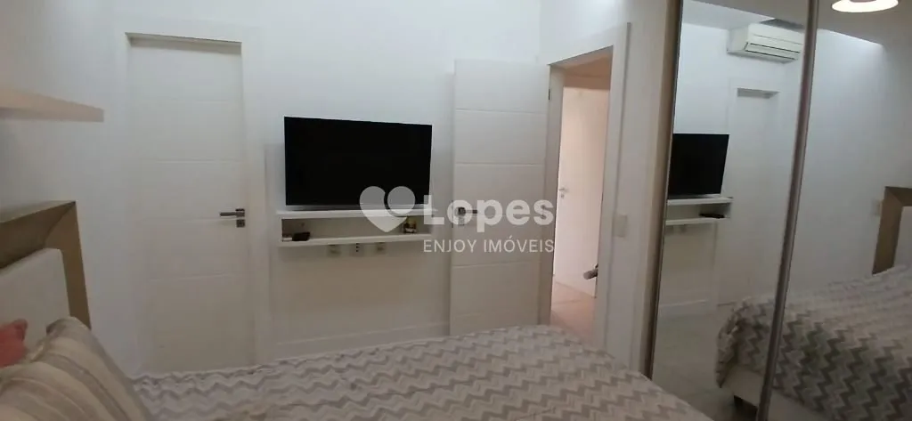 390 m² apartment with a private BBQ area — photo 35