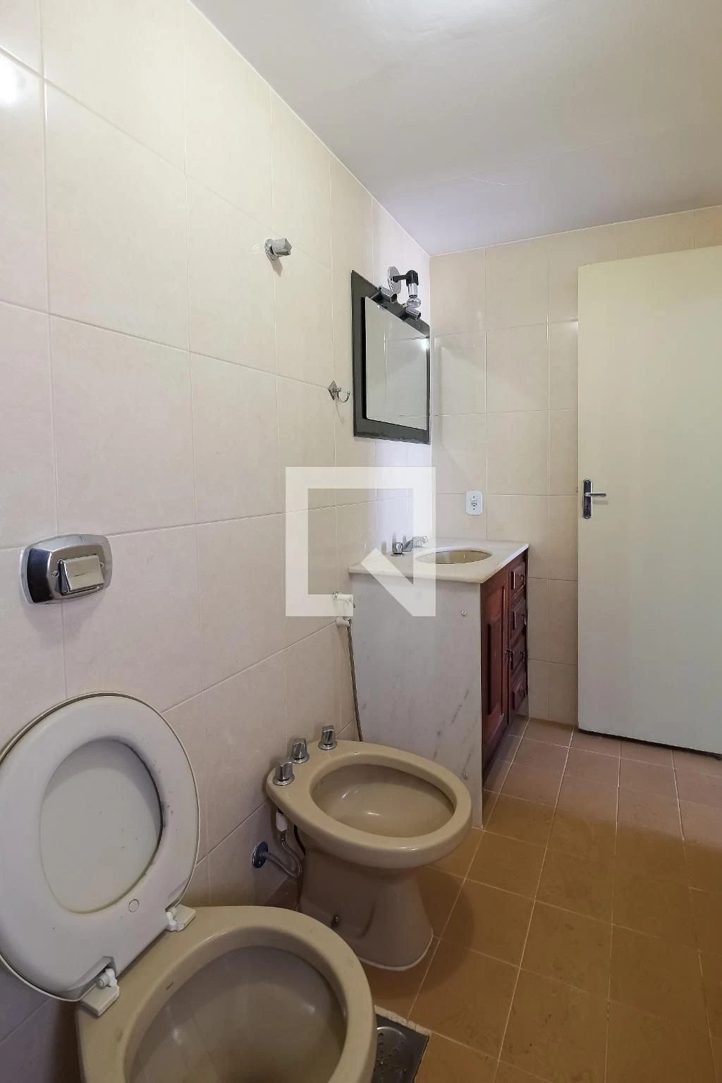 3-bedroom apartment with a mountain view in Rio de Janeiro — photo 75