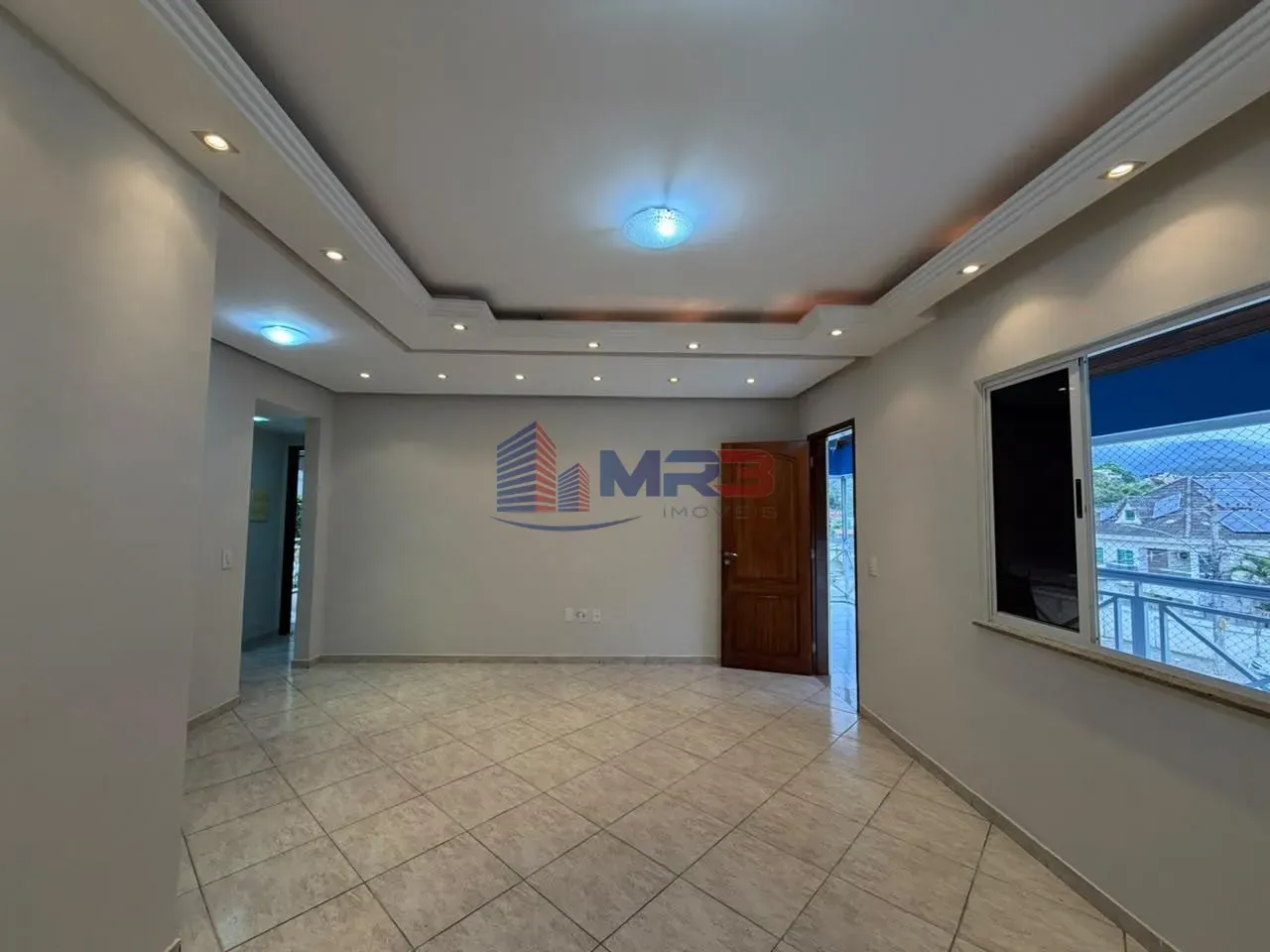 Apartamento de 3 habitaciones con 1 suite, 114 m² y balcón — photo 13
