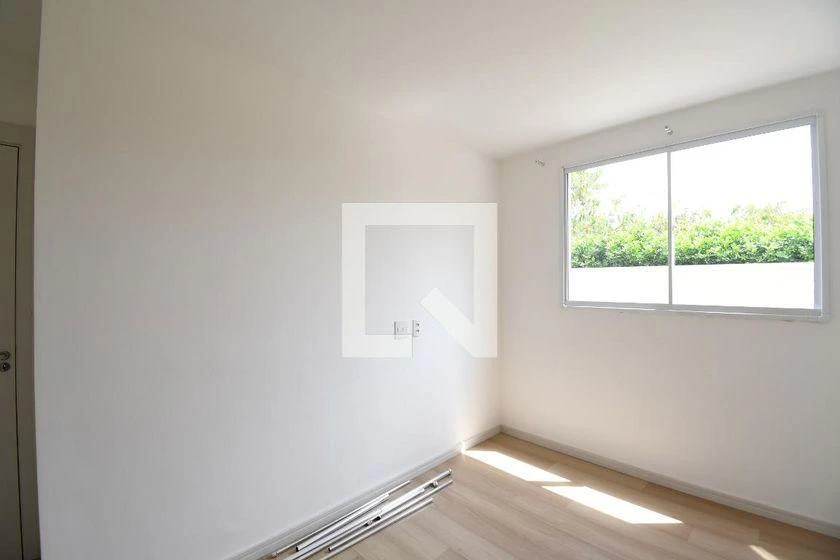 Wood or laminate floors in a 2-bedroom apartment, 86 m² — photo 8