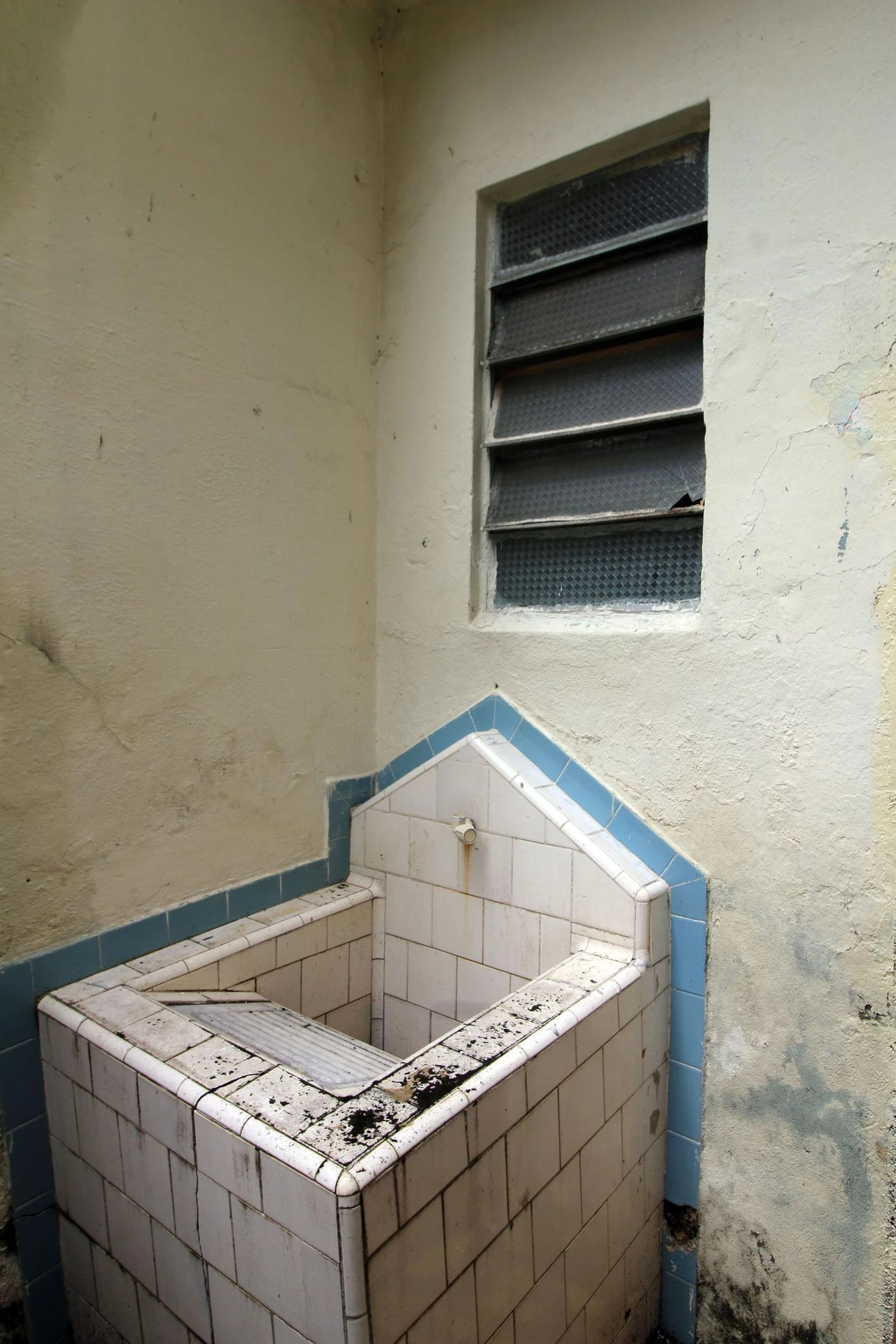 One-bedroom house with a garden — photo 27