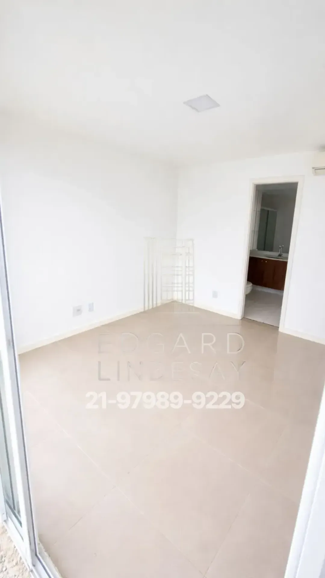 3-bedroom apartment in a building with a sauna — photo 12