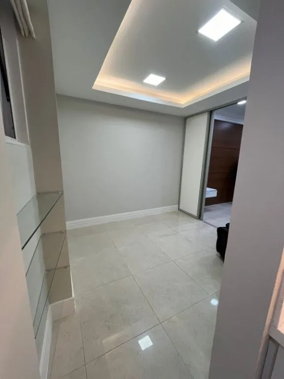 Casa com 3 quartos e 4 banheiros, varanda com churrasqueira — photo 27