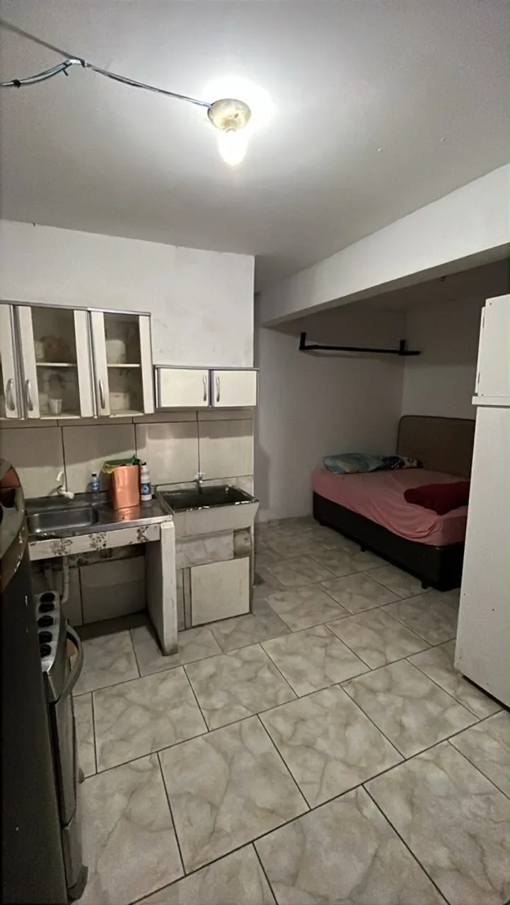 Furnished one-bedroom, 30 m² house in Curitiba — photo 2