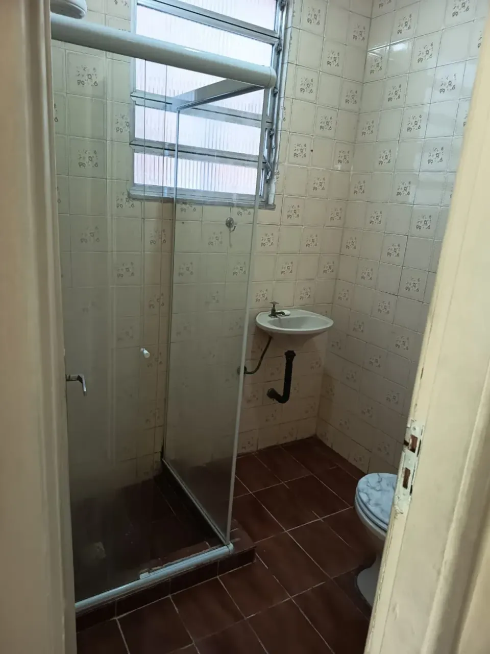 1-bedroom 1-bath apartment with no parking — photo 4