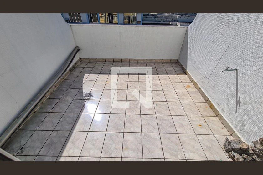 Квартира с 2 спальнями, балконом и 102 м²