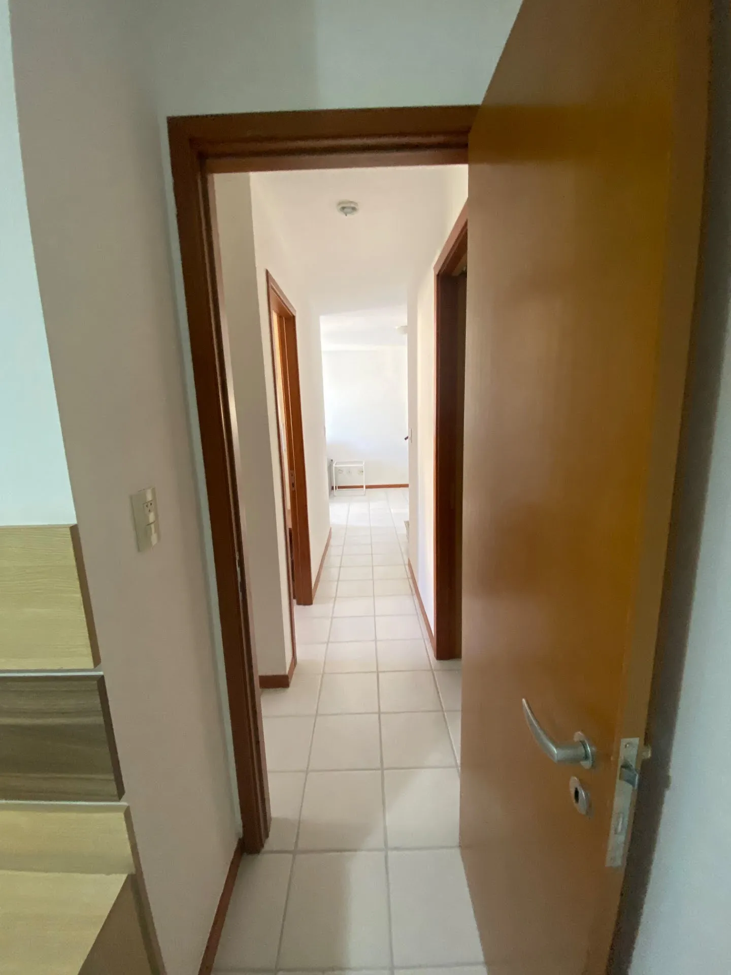 Furnished apartment with 3 bedrooms and 3 bathrooms — photo 41
