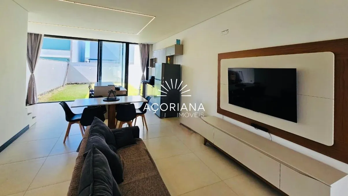 Washing machine in a 3-bedroom house, 240 m² — photo 6