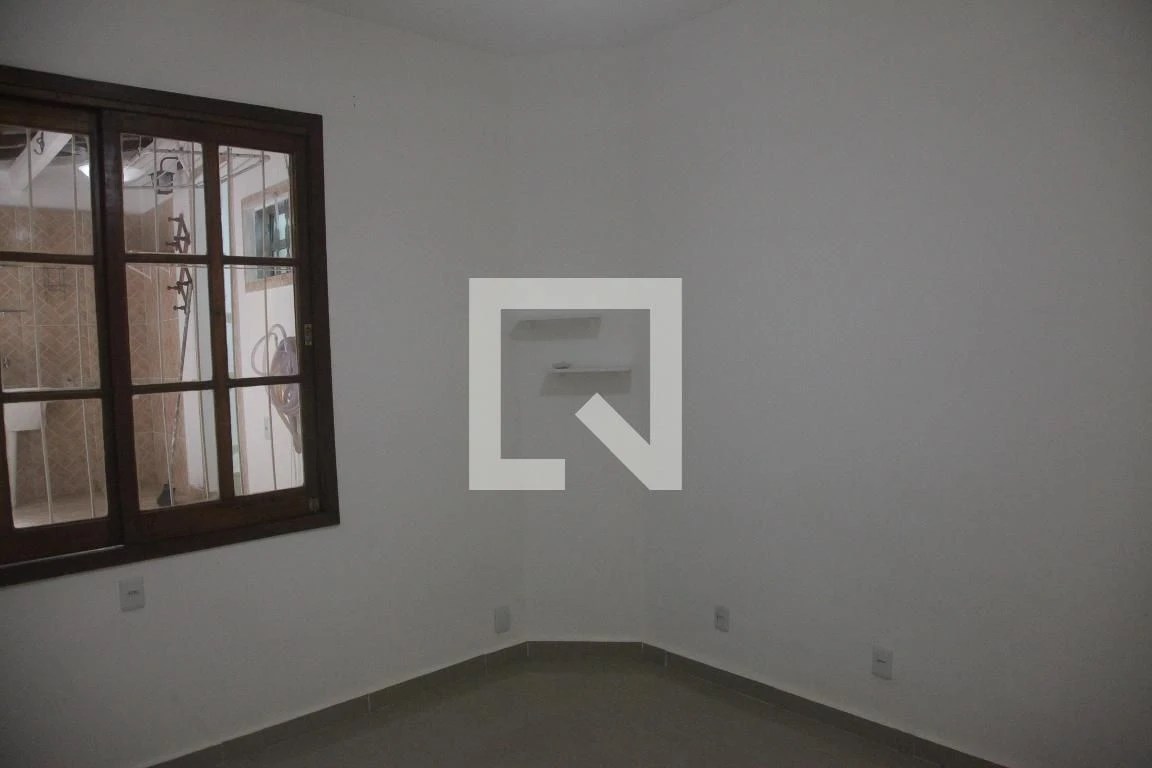 Home office in a 2-bedroom apartment, 85 m² — photo 13