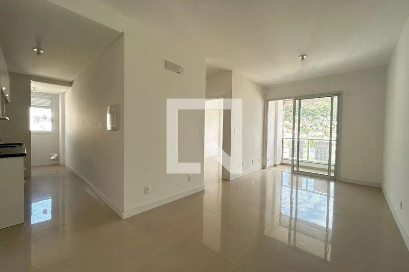 112 m² apartment with a closed kitchen and gas stove