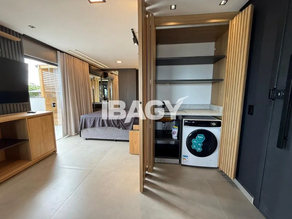 Furnished apartment, 56 m², with a water view — photo 5