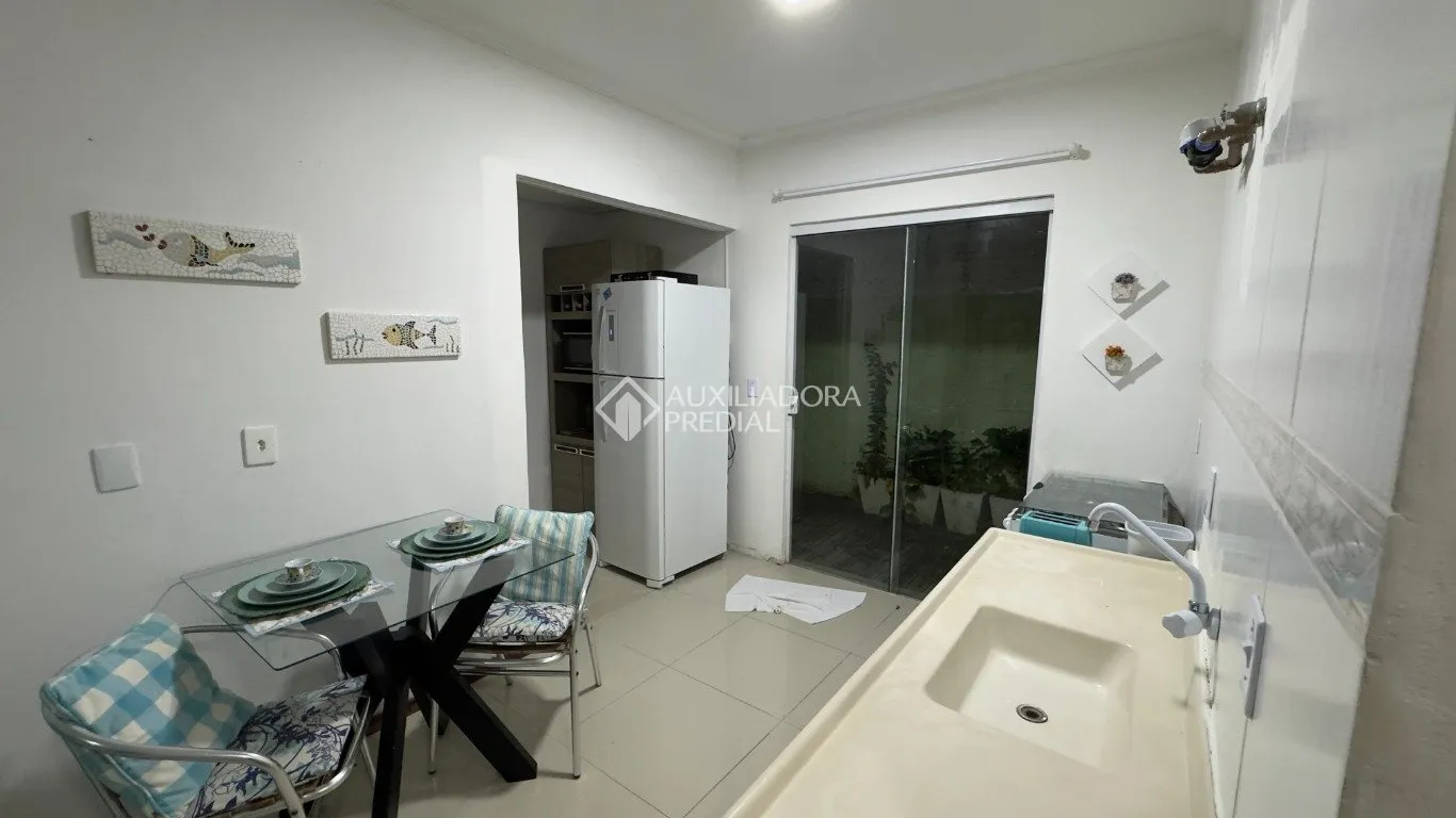 Apartamento de 2 dormitorios con cocina abierta y 82 m² en el 1er piso — photo 4