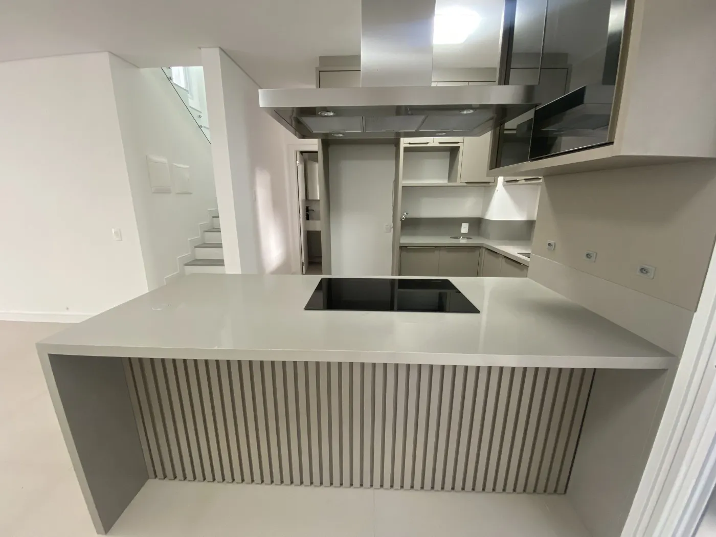 4-bedroom house with a grill on the balcony in Florianópolis — photo 11