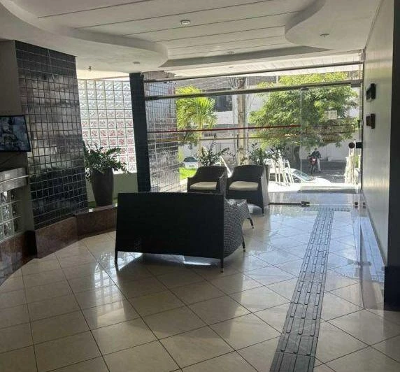 Apartamento de 35 m² com cozinha fechada e fogão — photo 5