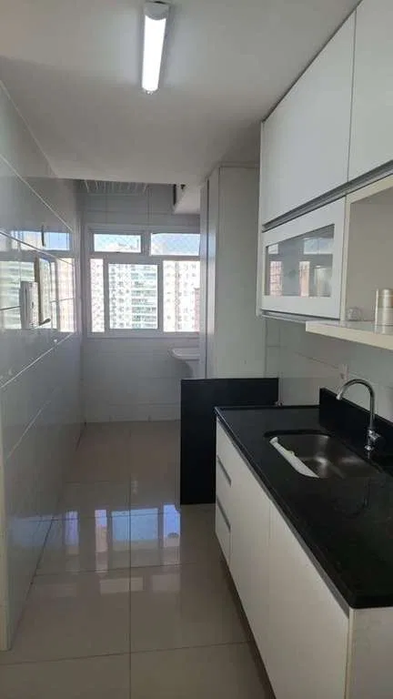 Apartamento de 2 quartos com cozinha americana e 2 banheiros — photo 3