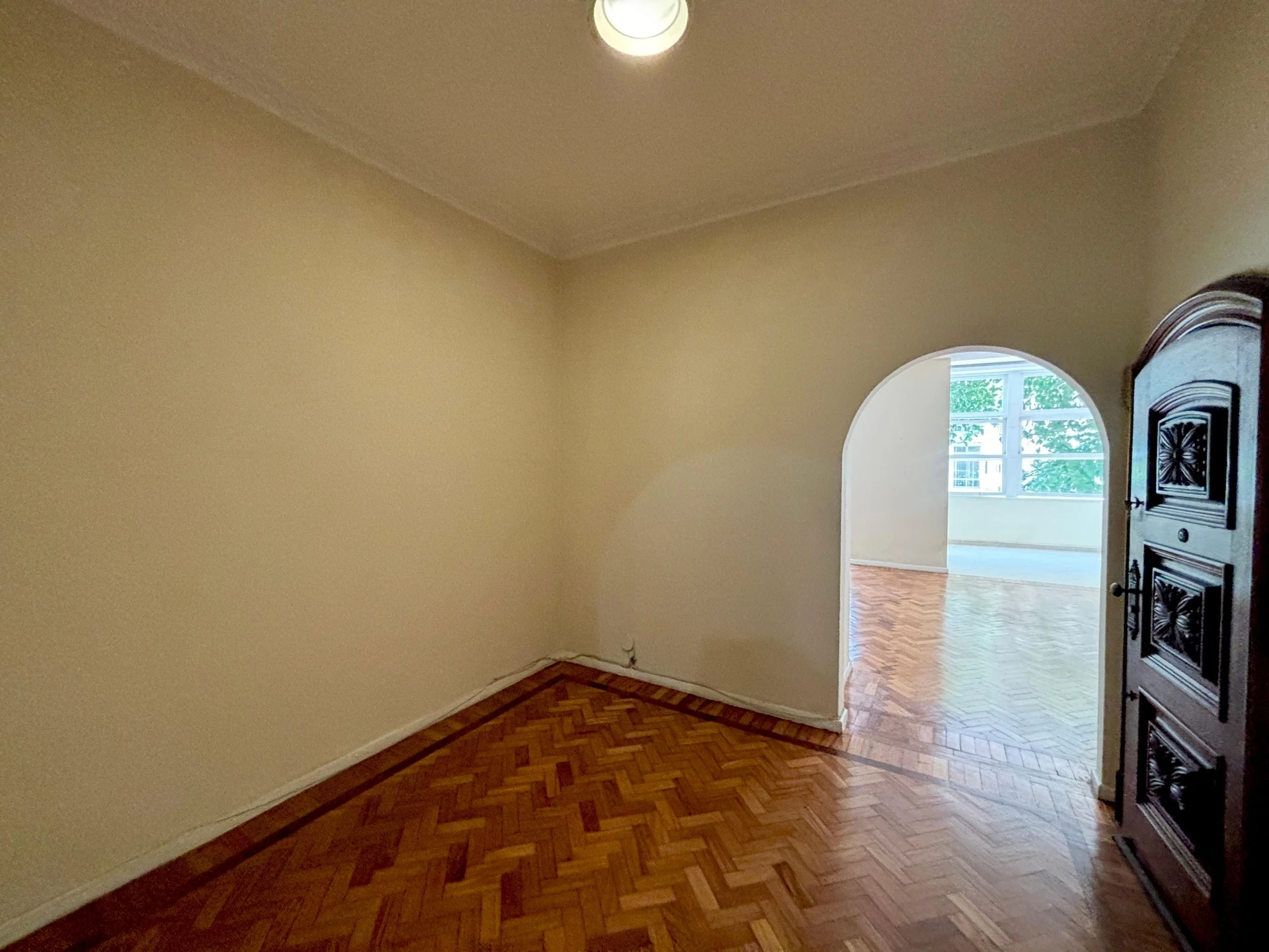 3-bedroom apartment with 2 bathrooms — photo 53