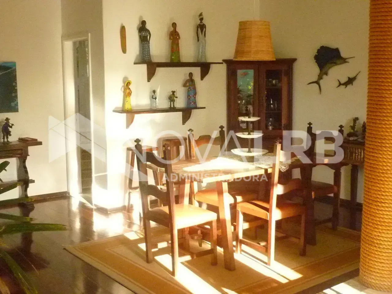 Furnished apartment with 4 bedrooms and a closed kitchen — photo 2