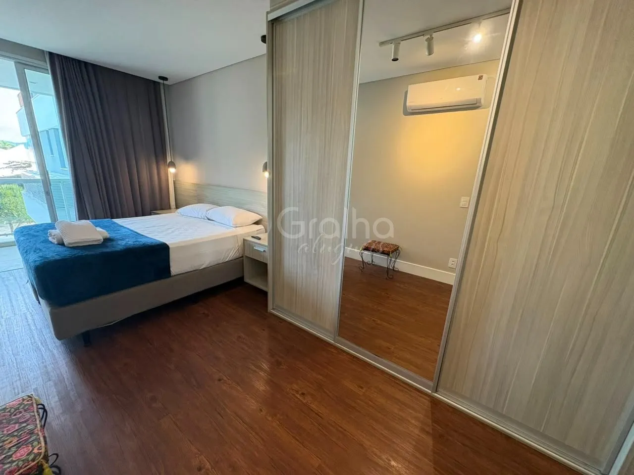 Furnished 2-bedroom apartment with 199 m² and 2 parking spaces — photo 34