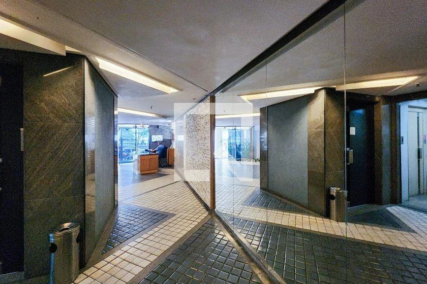 Apartamento de 2 quartos em condomínio com piscina — photo 19
