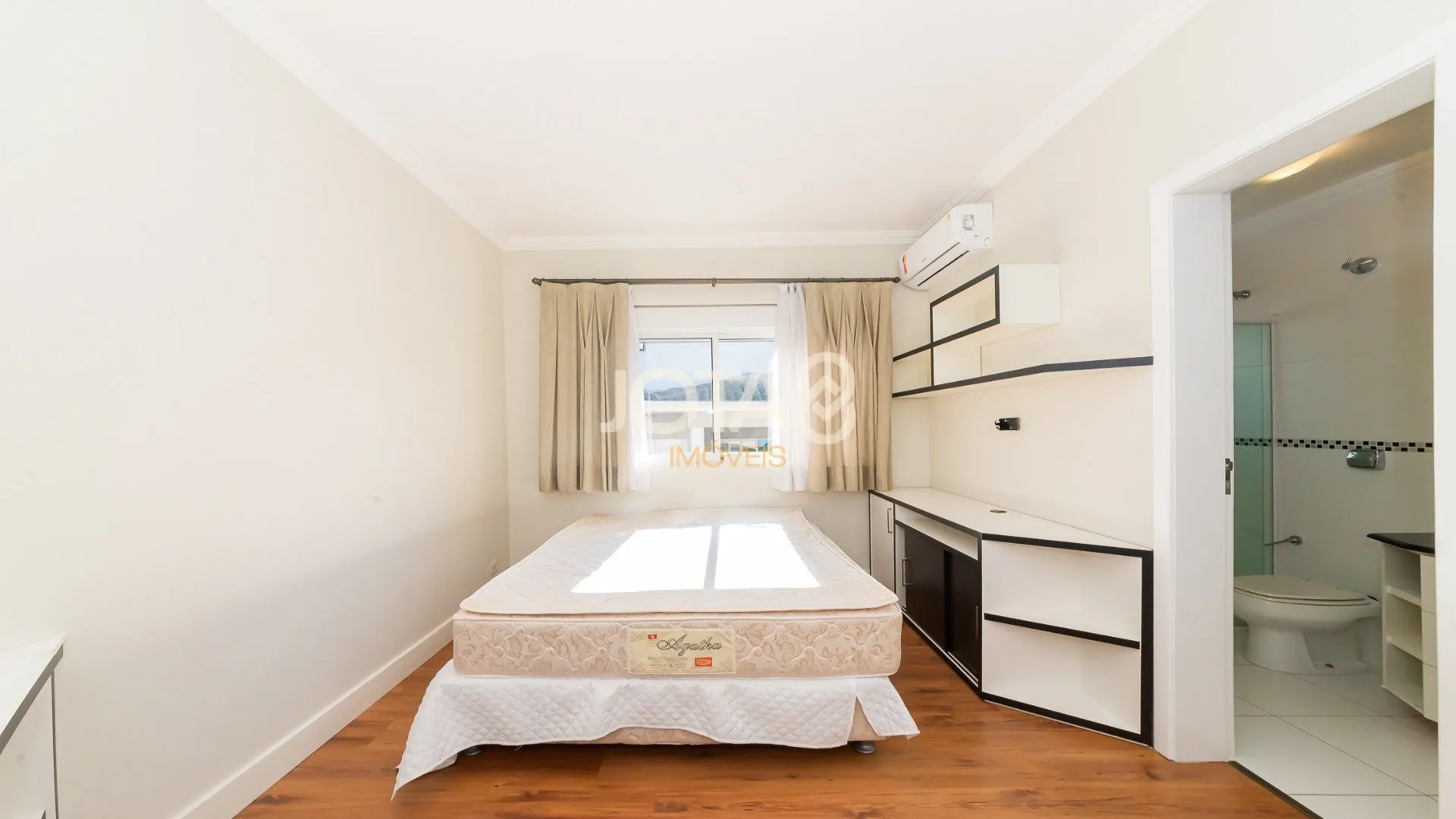 House with 3 bedrooms, 345 m² and 6 parking spaces — photo 35