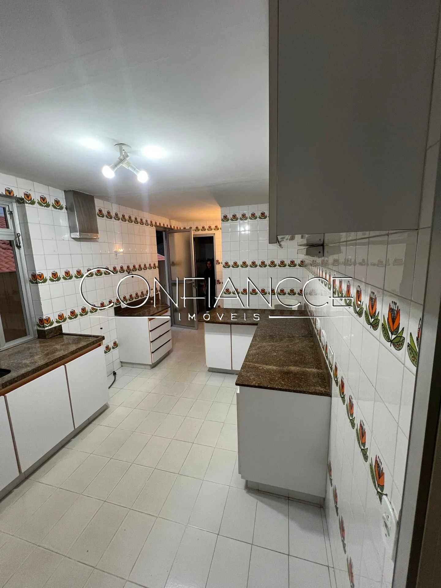 House for rent with 4 bedrooms and 3 bathrooms — photo 13